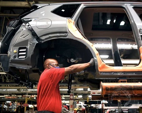 Nissan Holds Off On Job Cuts At Tennessee Plant As Trump Tariffs Go Into Effect